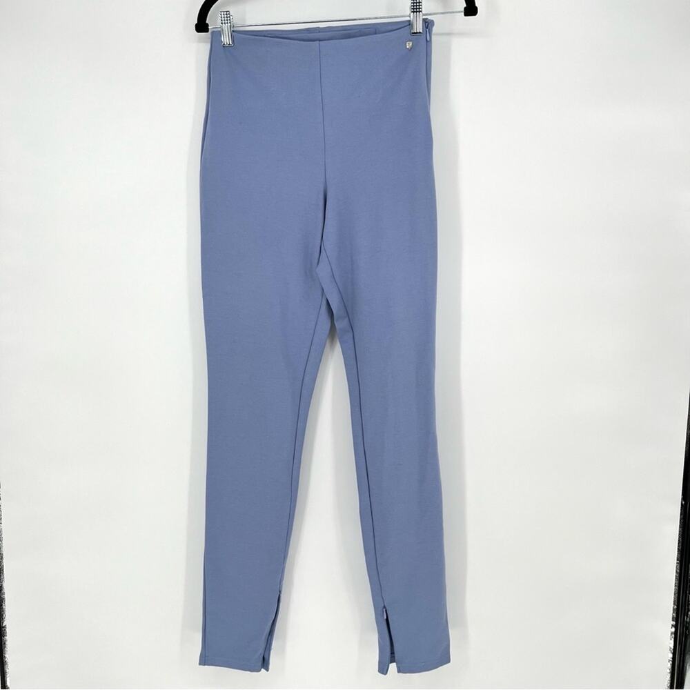 Fabletics 24/7 Skinny Flare Pant High Rise Wedgewood Blue Leggings Small - Picture 3 of 8